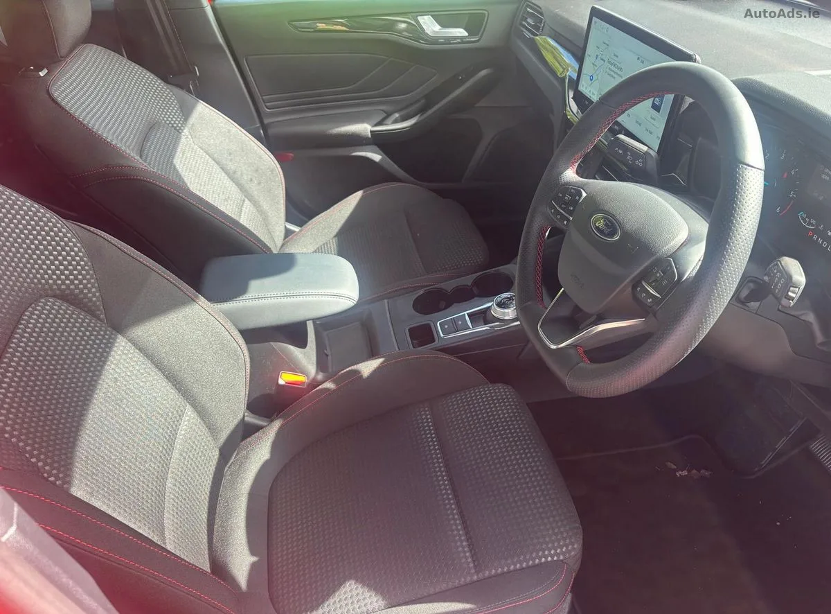 2025 Ford Focus – photo 11