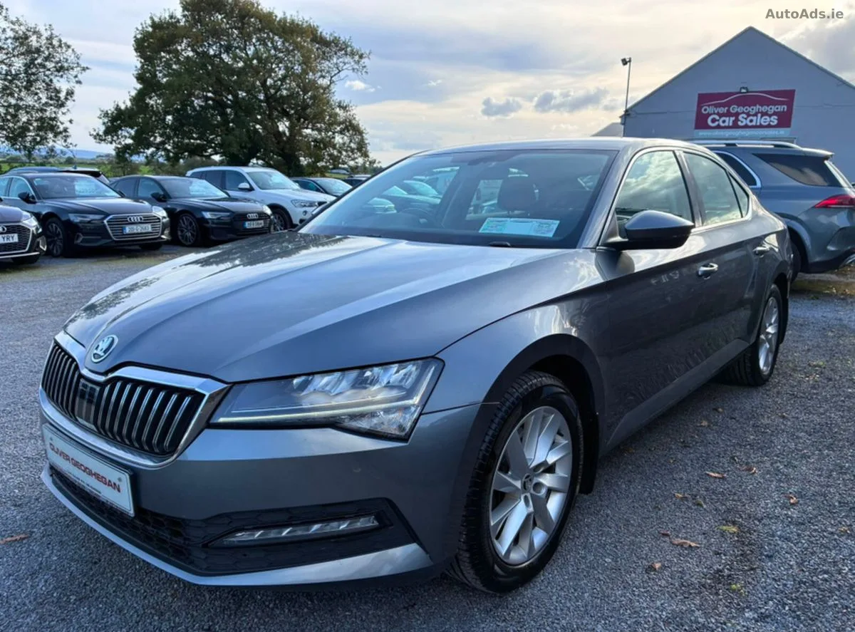 2022 Skoda Superb – photo 4