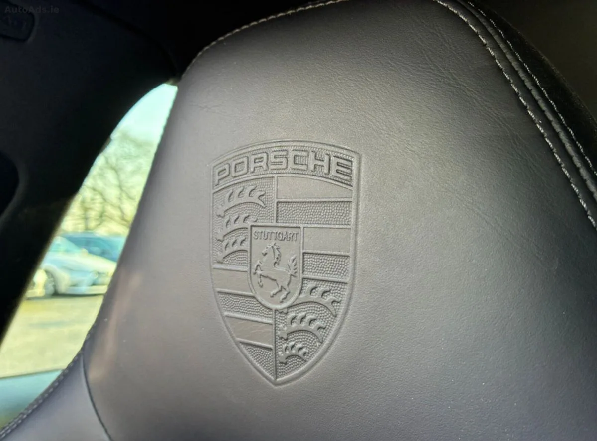 2018 Porsche Panamera – photo 17