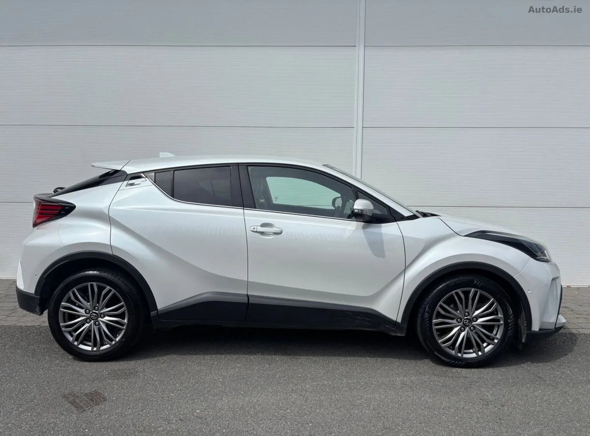 2022 Toyota C-HR – photo 4