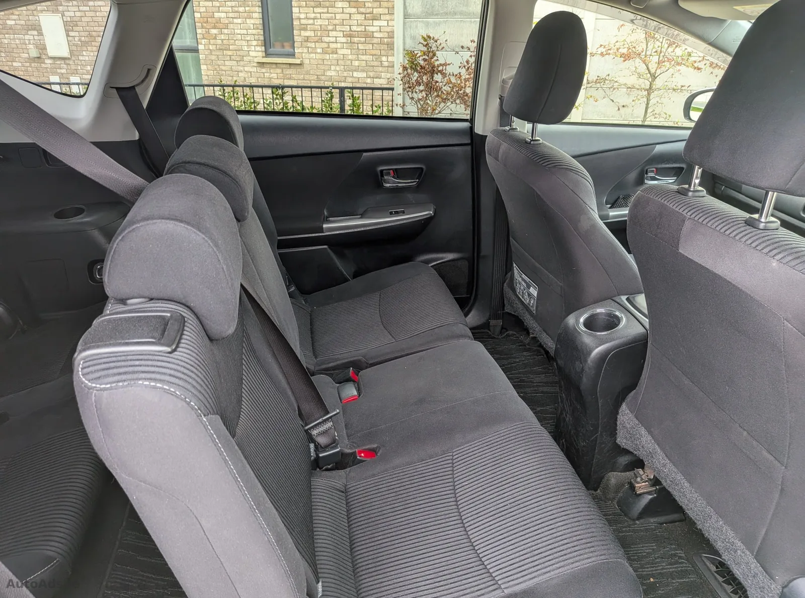 2015 Toyota Prius – photo 6