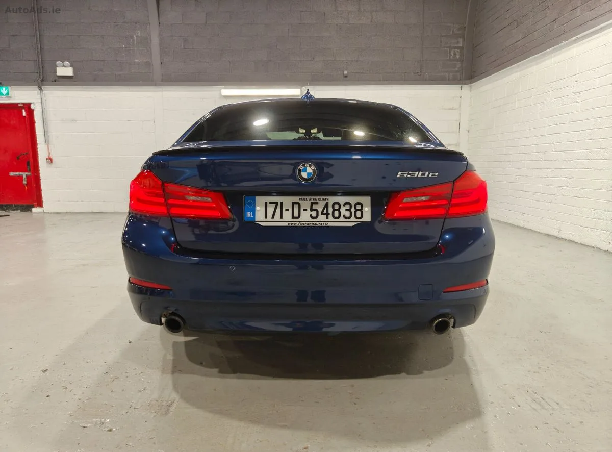 2017 BMW 5-Series – photo 7