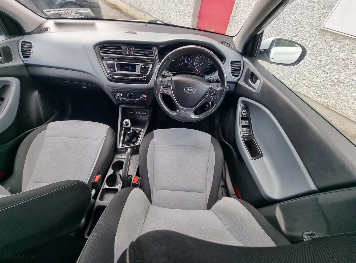 2016 Hyundai i20 – photo 17