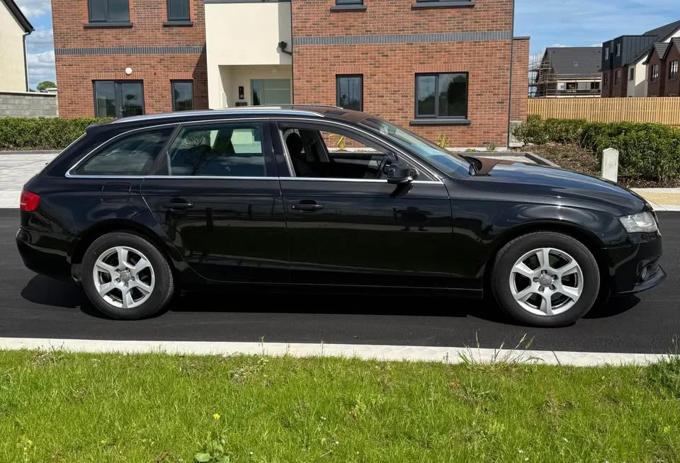 2011 Audi A4 – photo 1