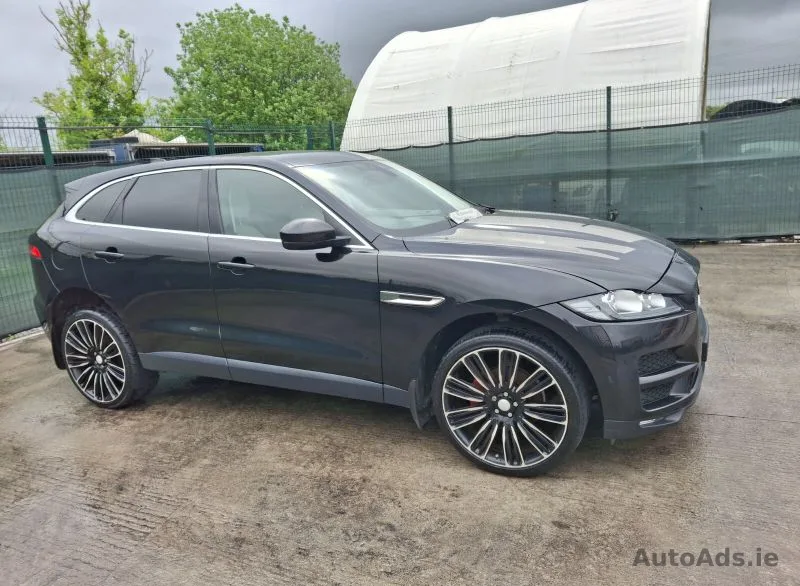 2016 Jaguar F-Pace