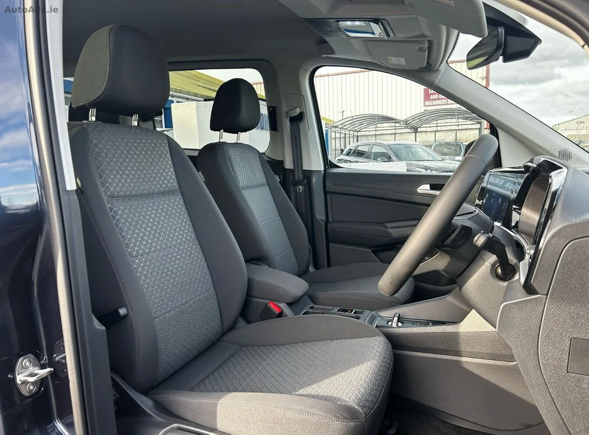 2026 Ford Tourneo Connect – photo 19
