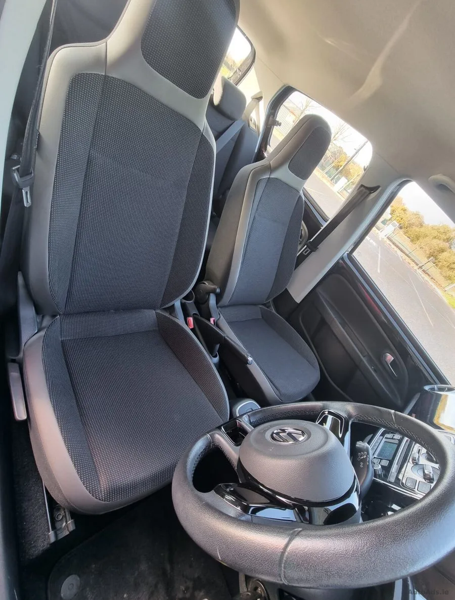 2013 Volkswagen up! – photo 16