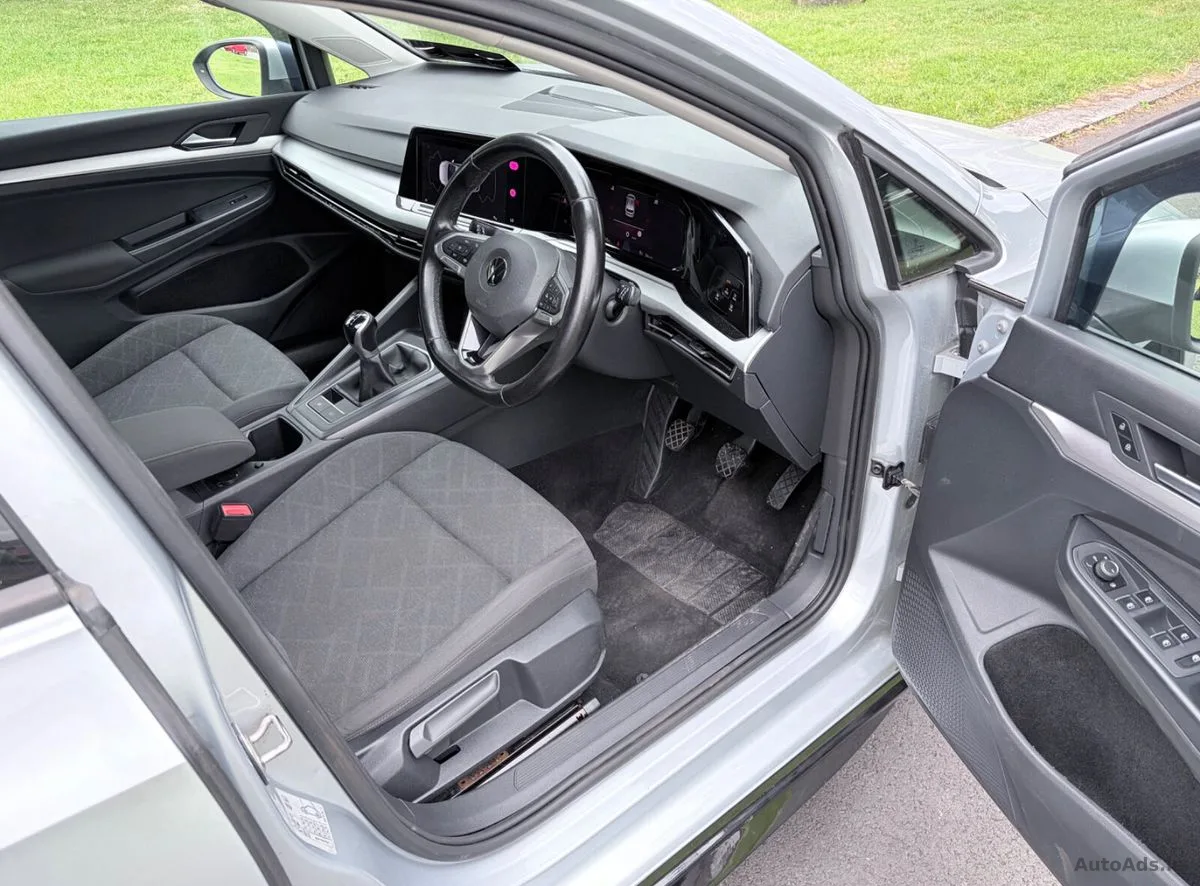 2021 Volkswagen Golf – photo 12