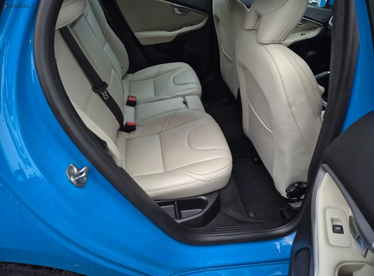 2016 Volvo V40 – photo 13