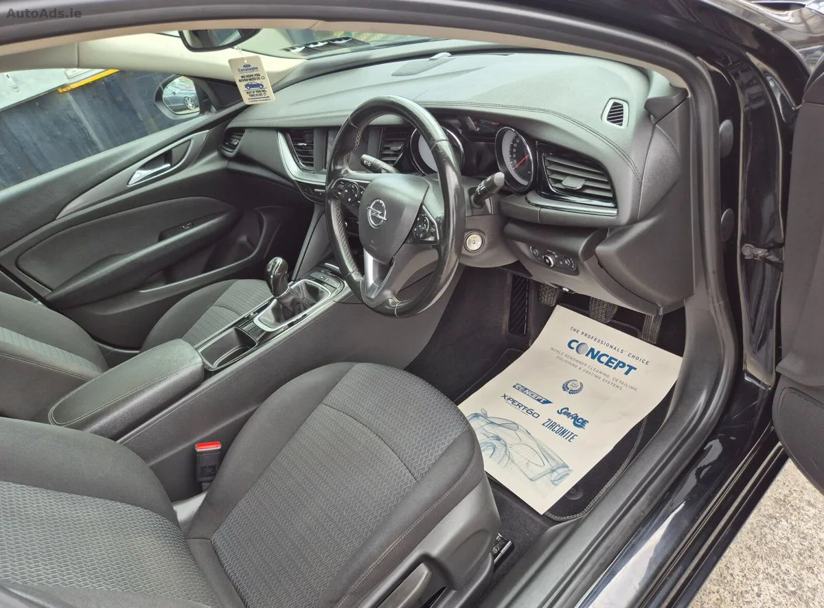2022 Opel Insignia – photo 12