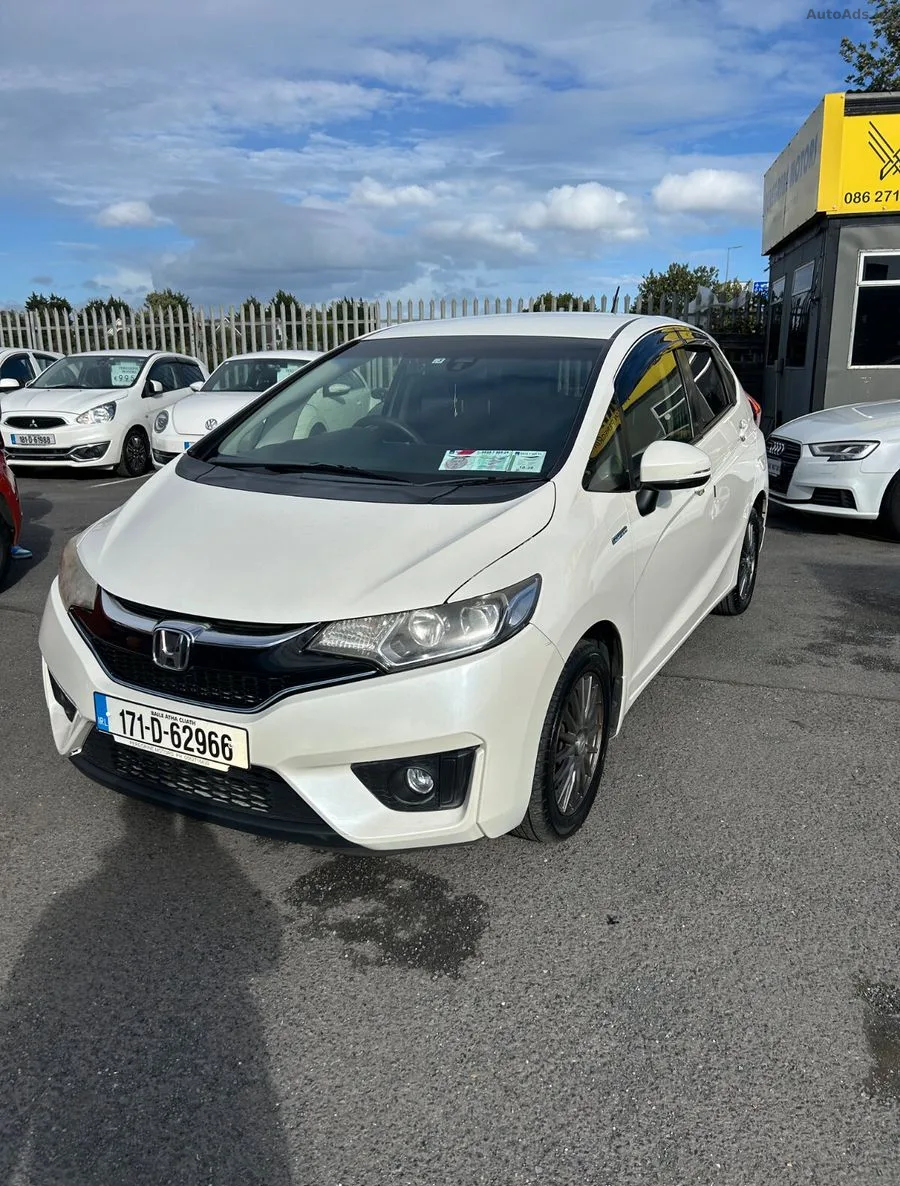 2017 Honda Fit – photo 2