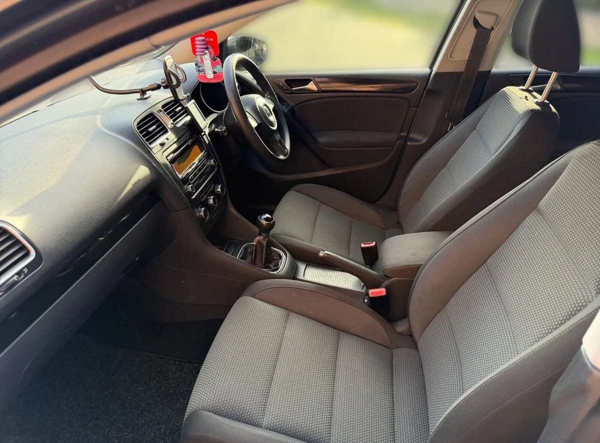 2010 Volkswagen Golf – photo 14