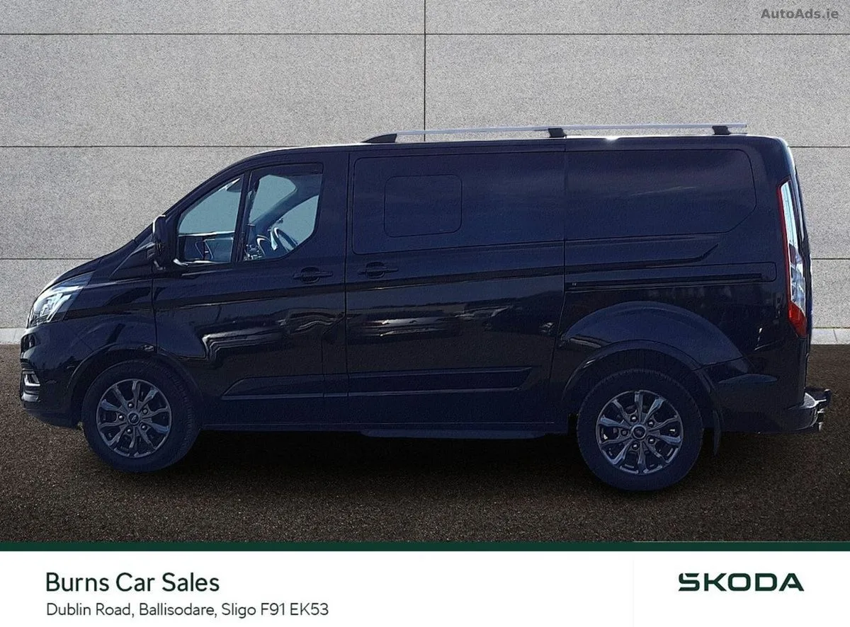 2023 Ford Tourneo Custom – photo 6