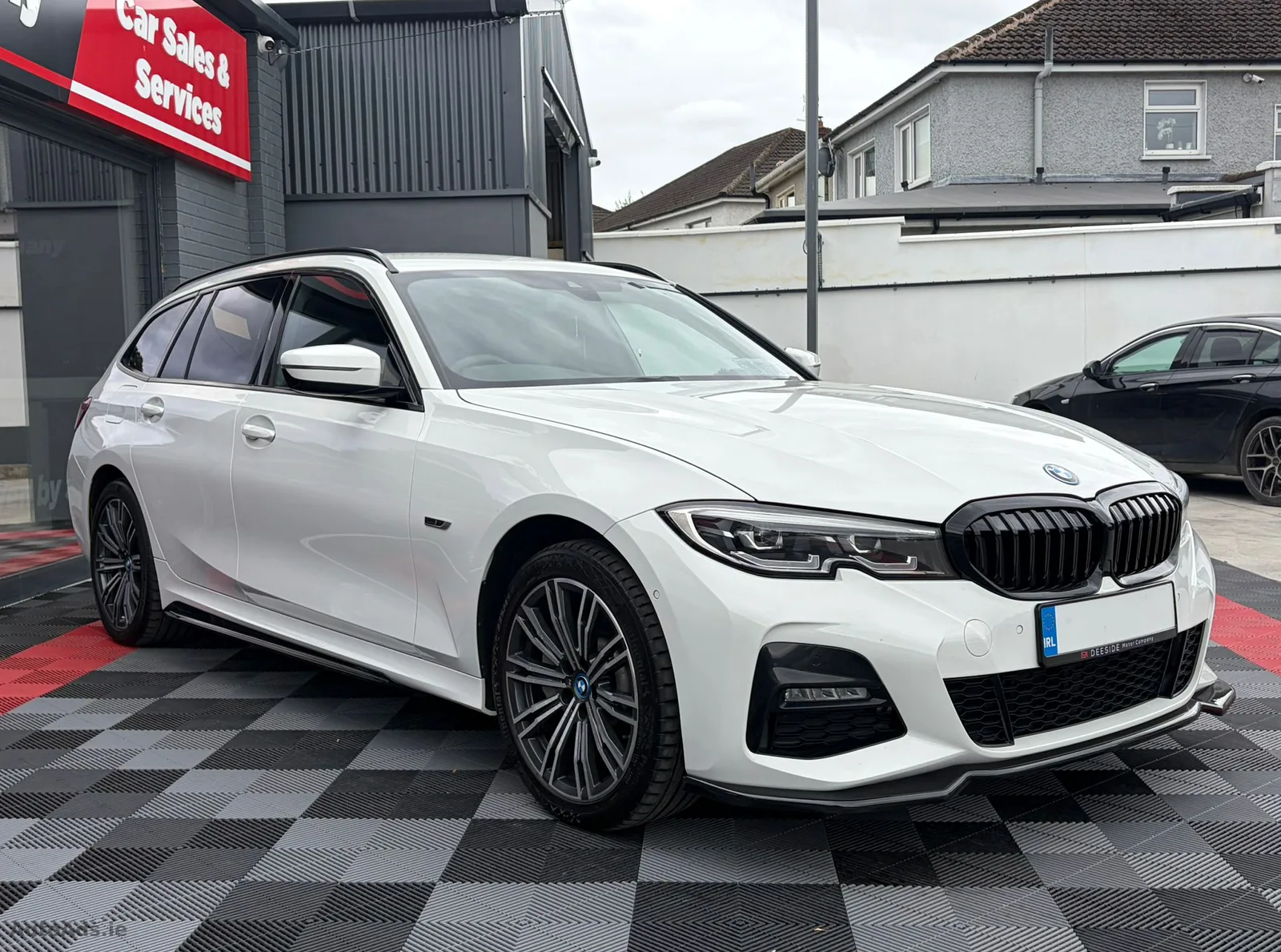 2022 BMW 3 Series – photo 2