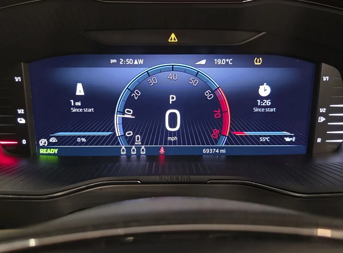 2023 Skoda Superb – photo 11