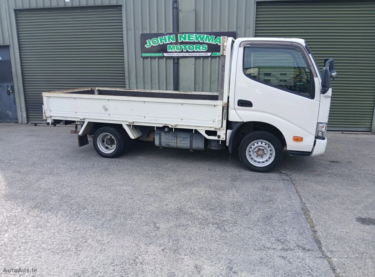 2018 Toyota Dyna – photo 2