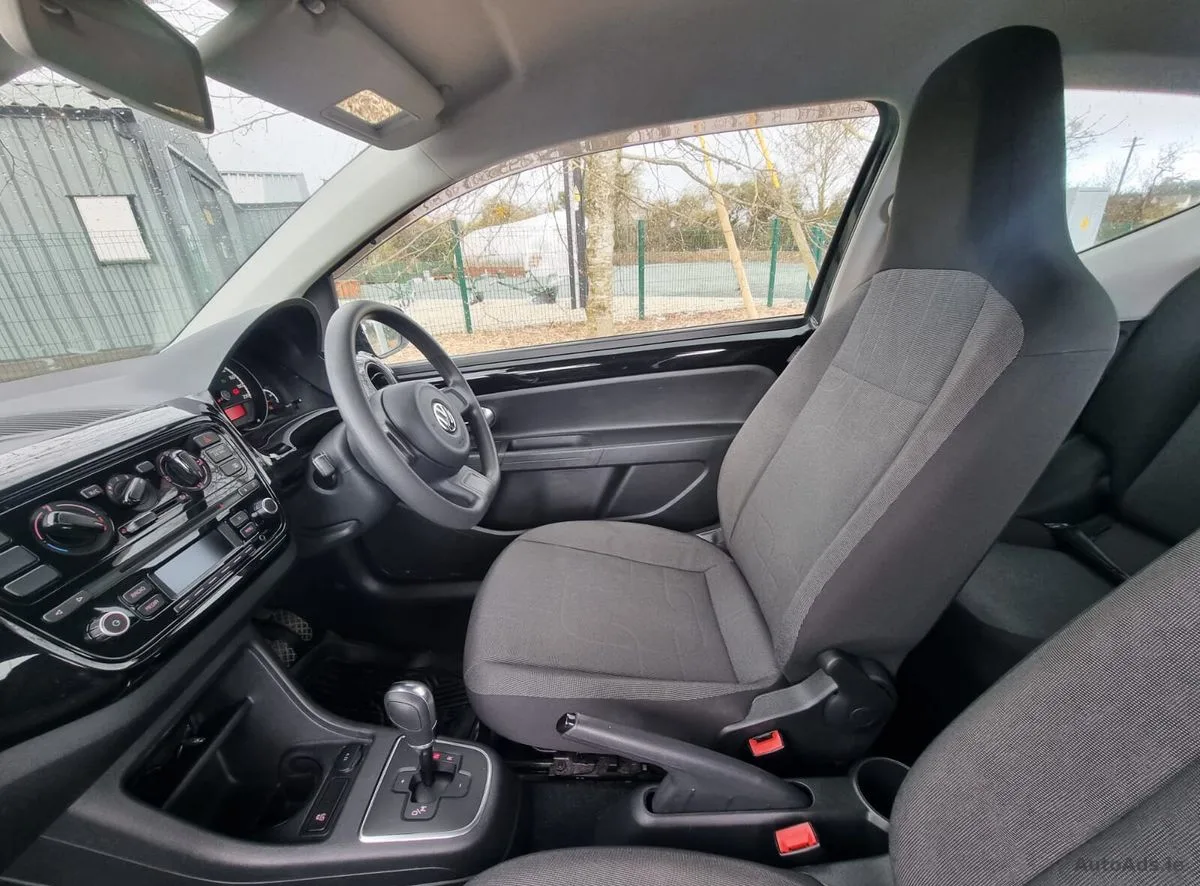2014 Volkswagen up! – photo 19
