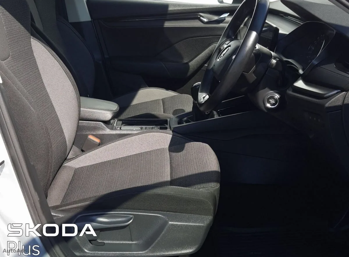 2023 Skoda Octavia – photo 17