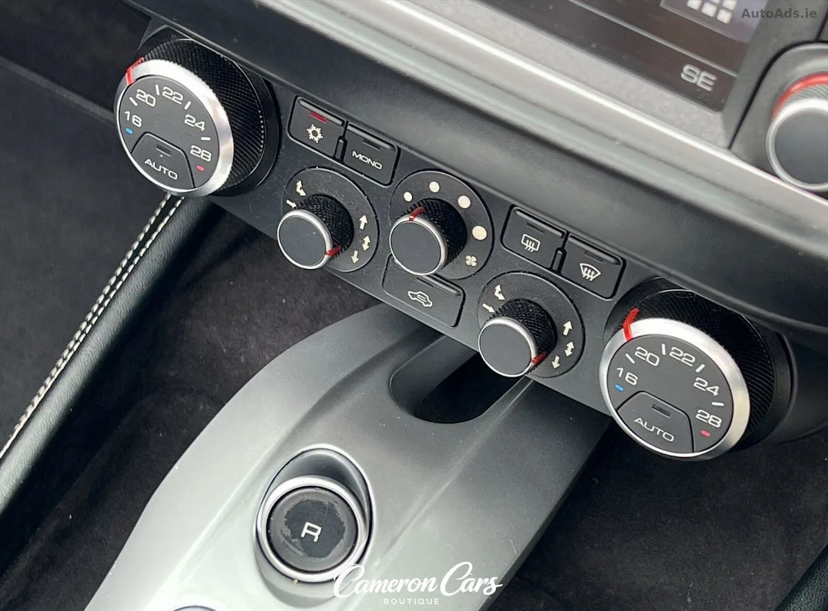 2015 Ferrari California – photo 12