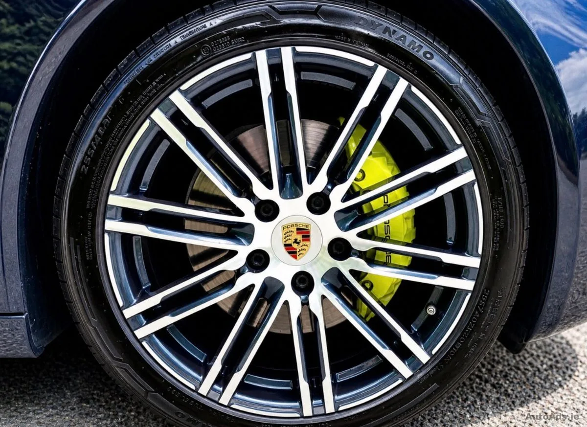 2015 Porsche Panamera – photo 19