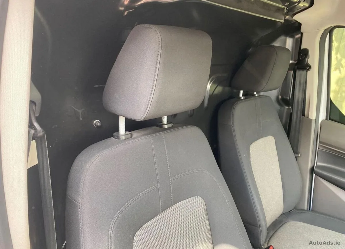 2023 Ford Transit Connect – photo 7