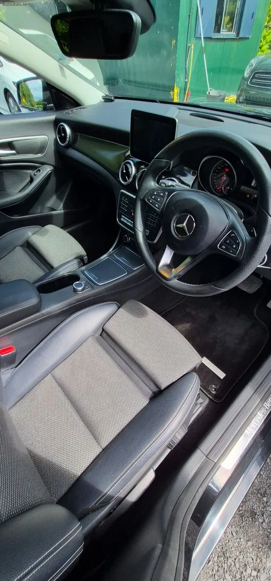 2017 Mercedes-Benz CLA – photo 13