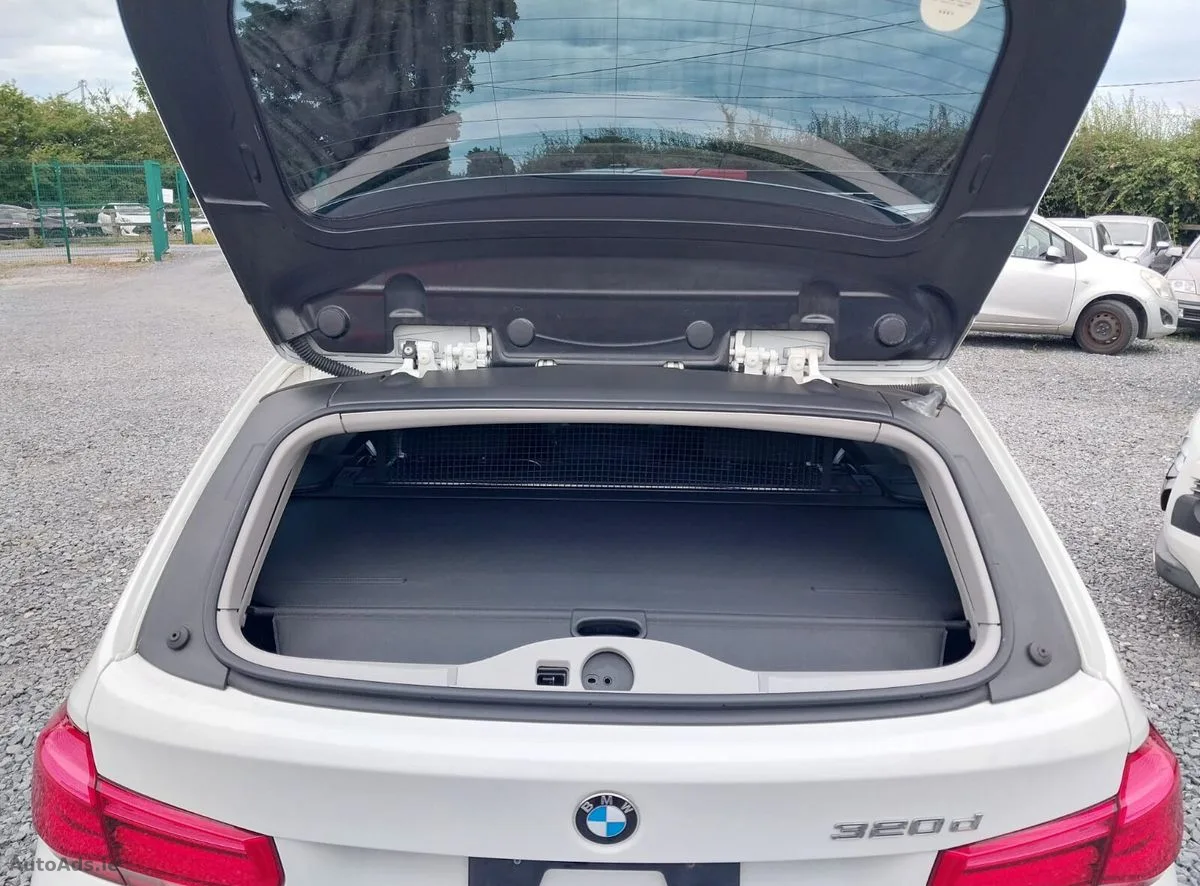 2016 BMW 3-Series – photo 16