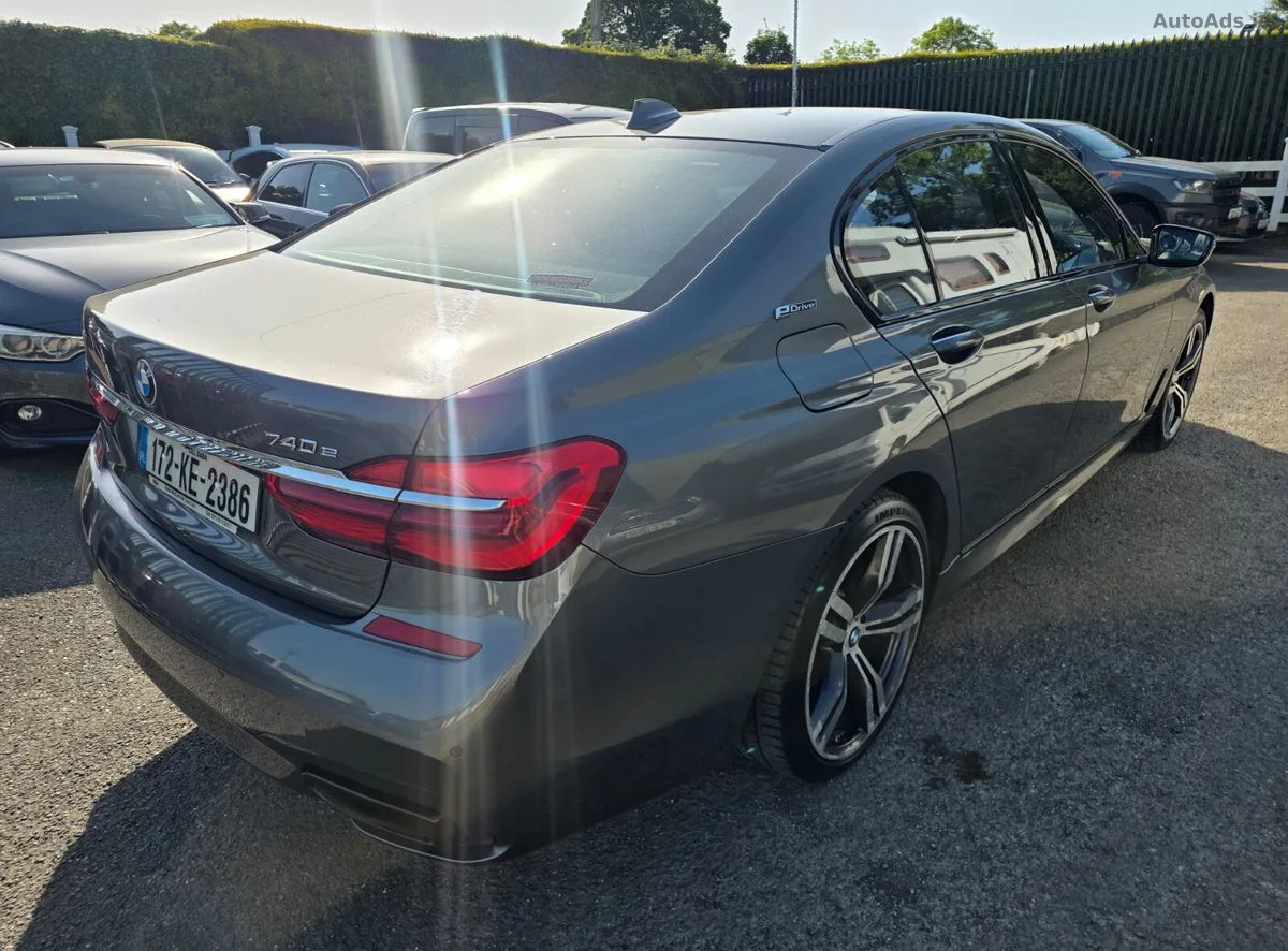 2017 BMW 7-Series – photo 7