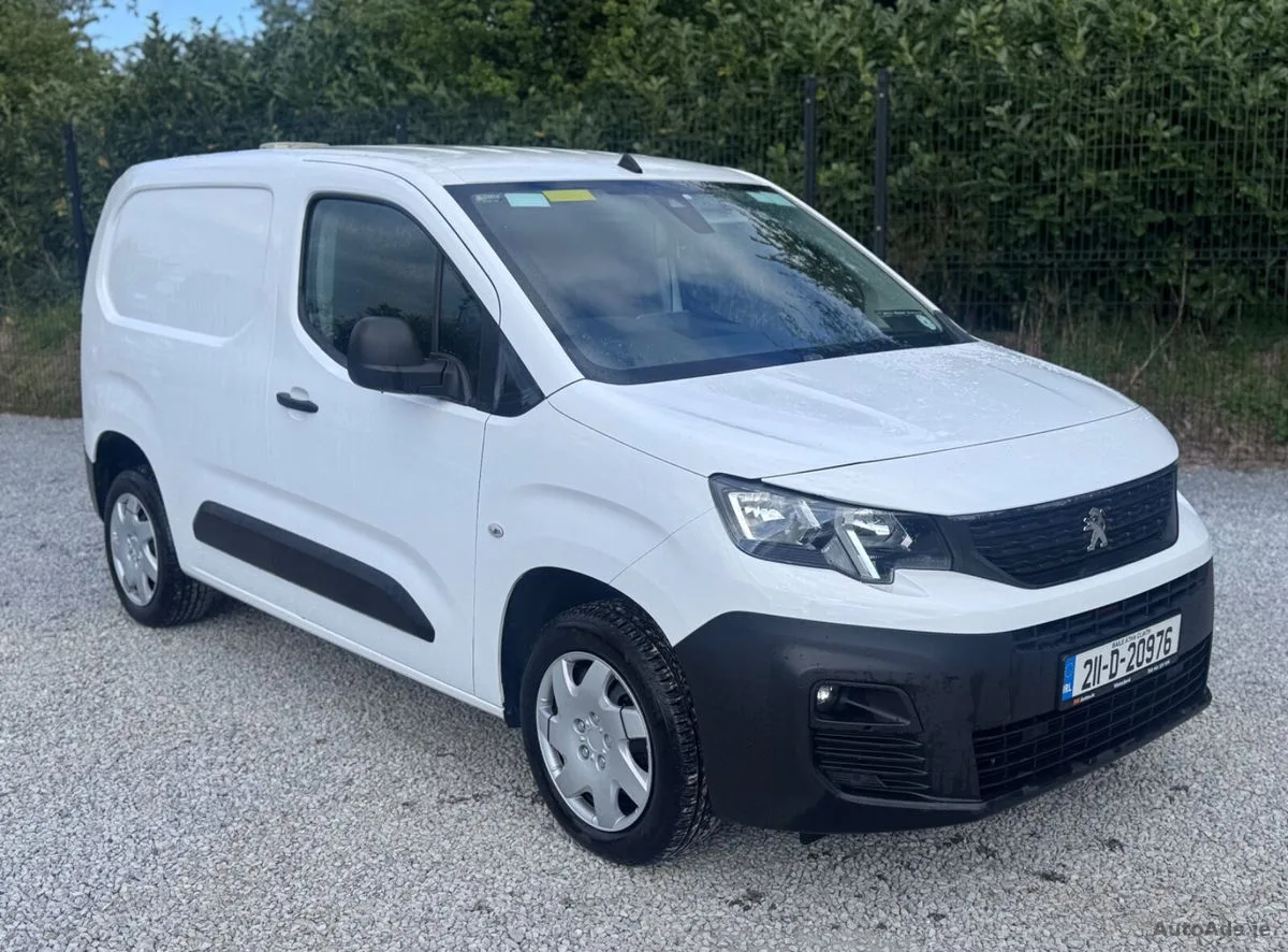 2021 Peugeot Partner