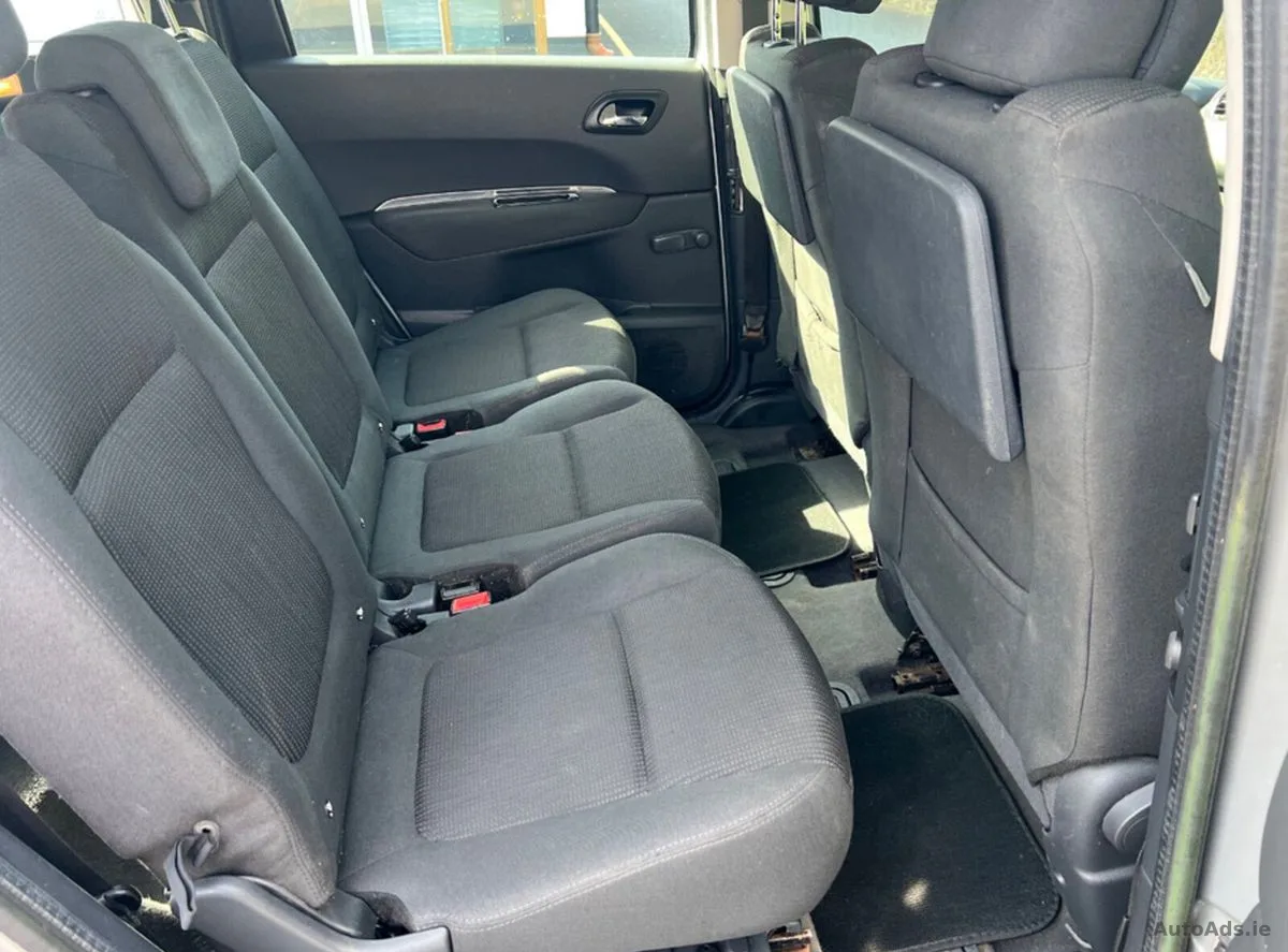2012 Peugeot 5008 – photo 15