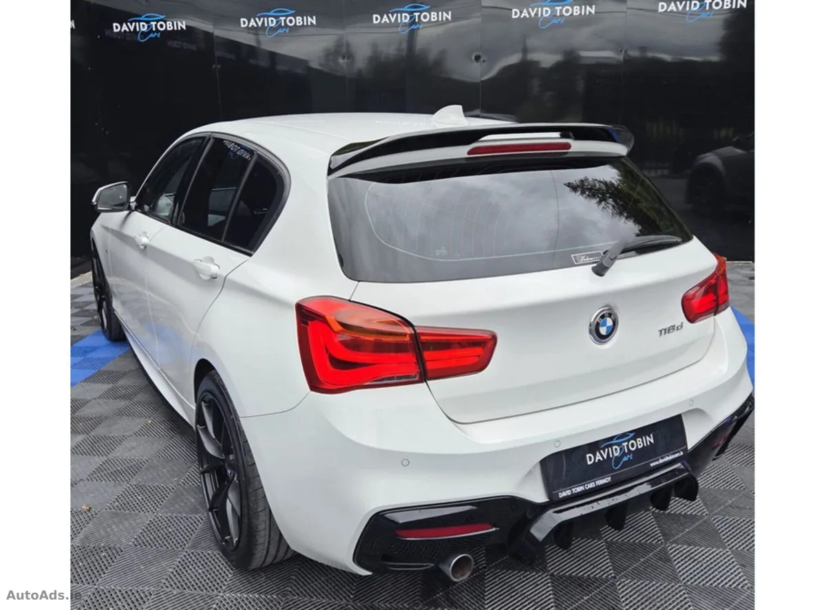 2016 BMW 1-Series – photo 16