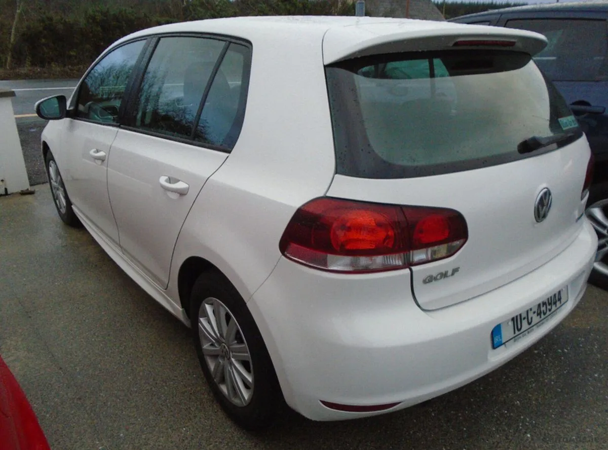 2010 Volkswagen Golf – photo 3