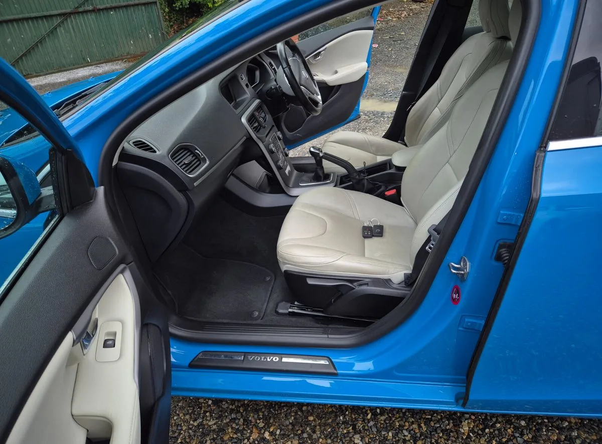 2016 Volvo V40 – photo 14