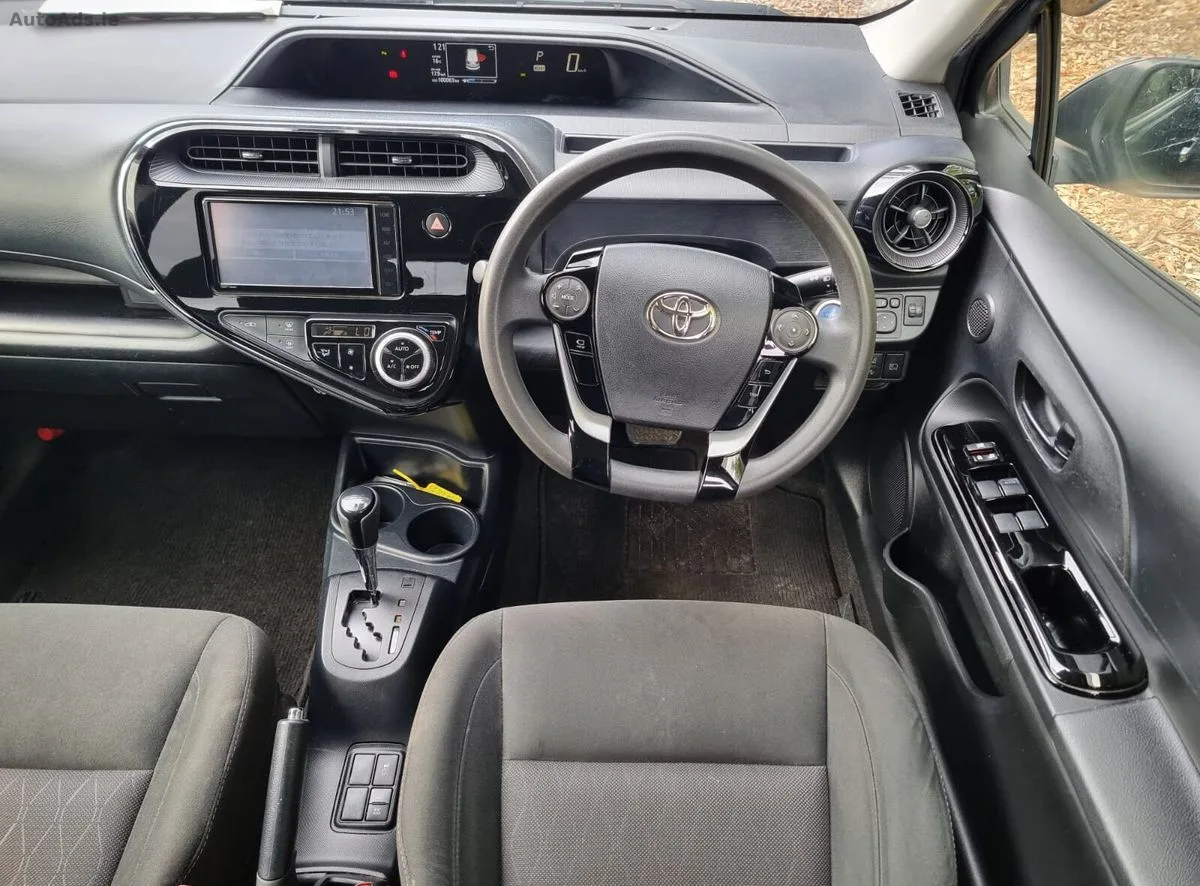 2021 Toyota Aqua – photo 14