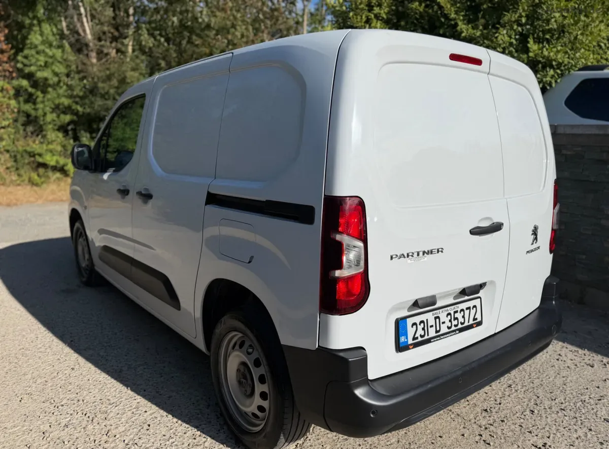 2023 Peugeot Partner – photo 4