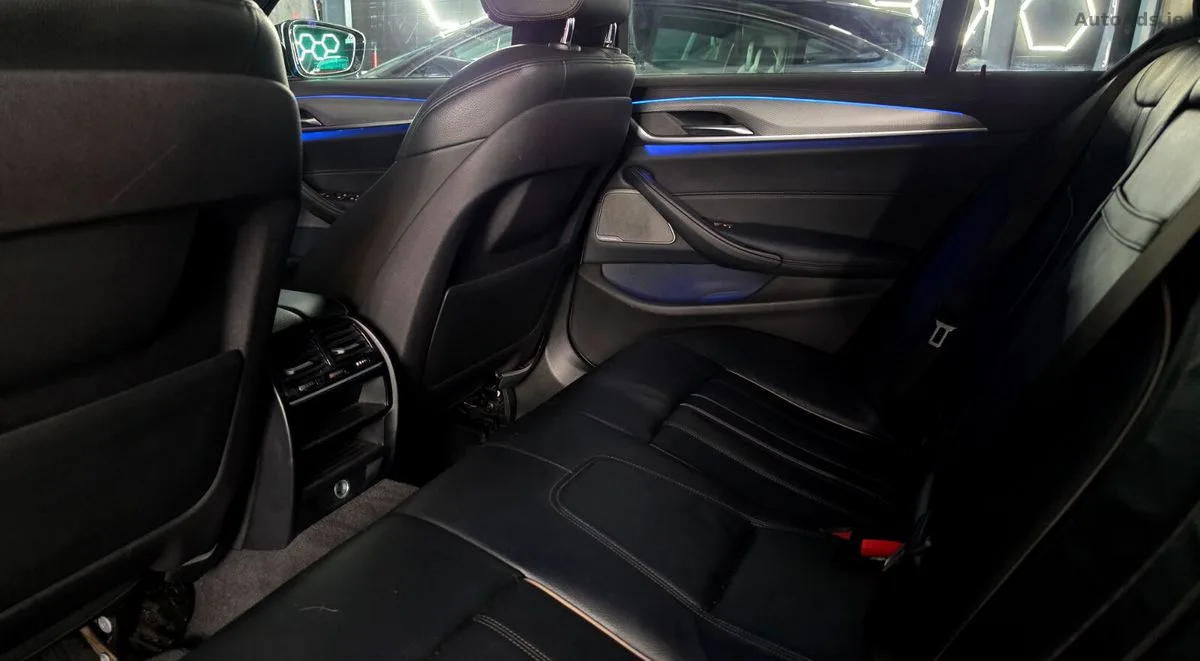 2018 BMW 5-Series – photo 20