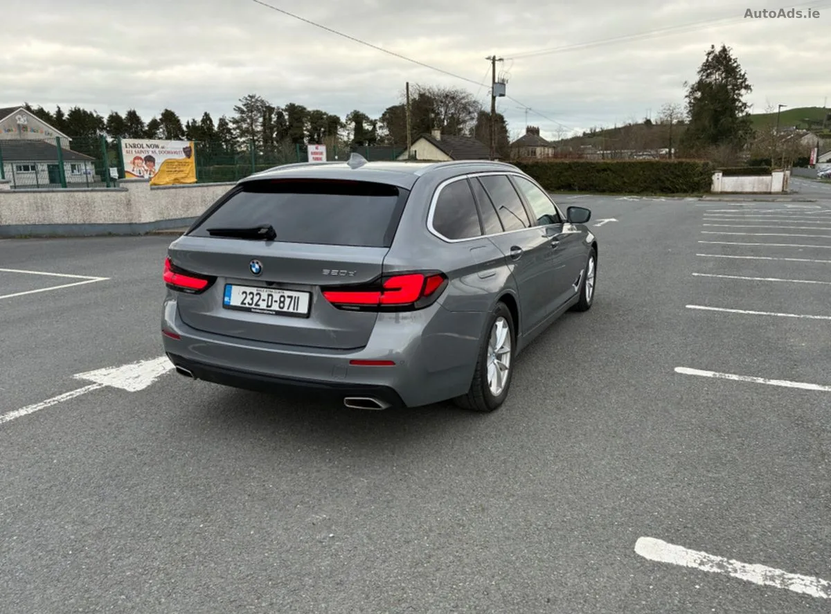 2023 BMW 5-Series – photo 8