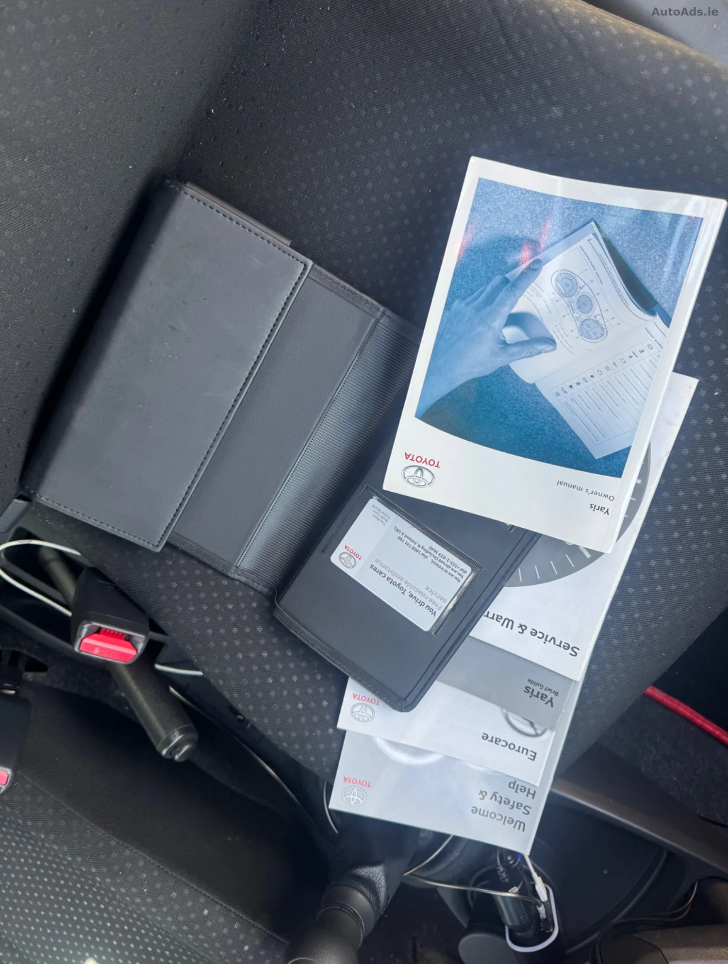 2011 Toyota Yaris – photo 8