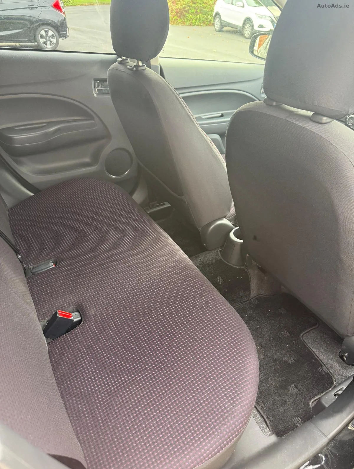 2013 Mitsubishi Mirage – photo 8