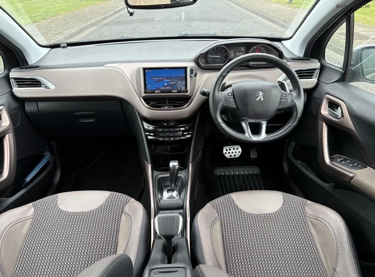 2014 Cars Peugeot – photo 8