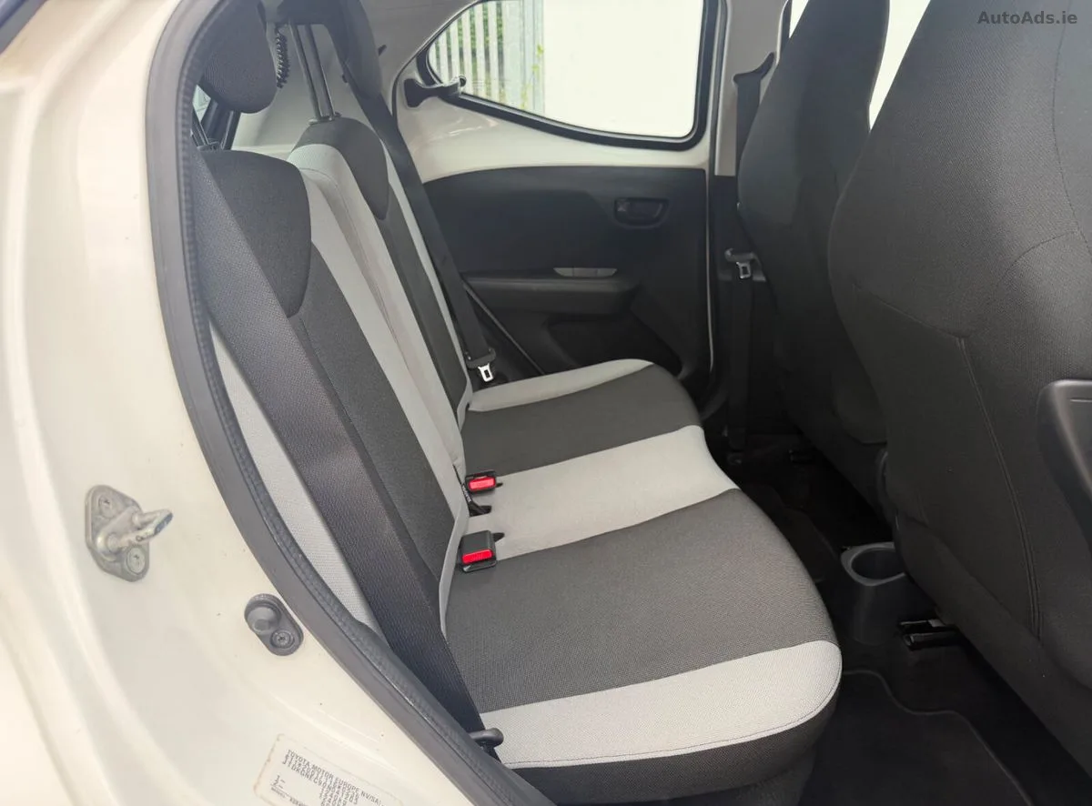 2015 Toyota Aygo – photo 17