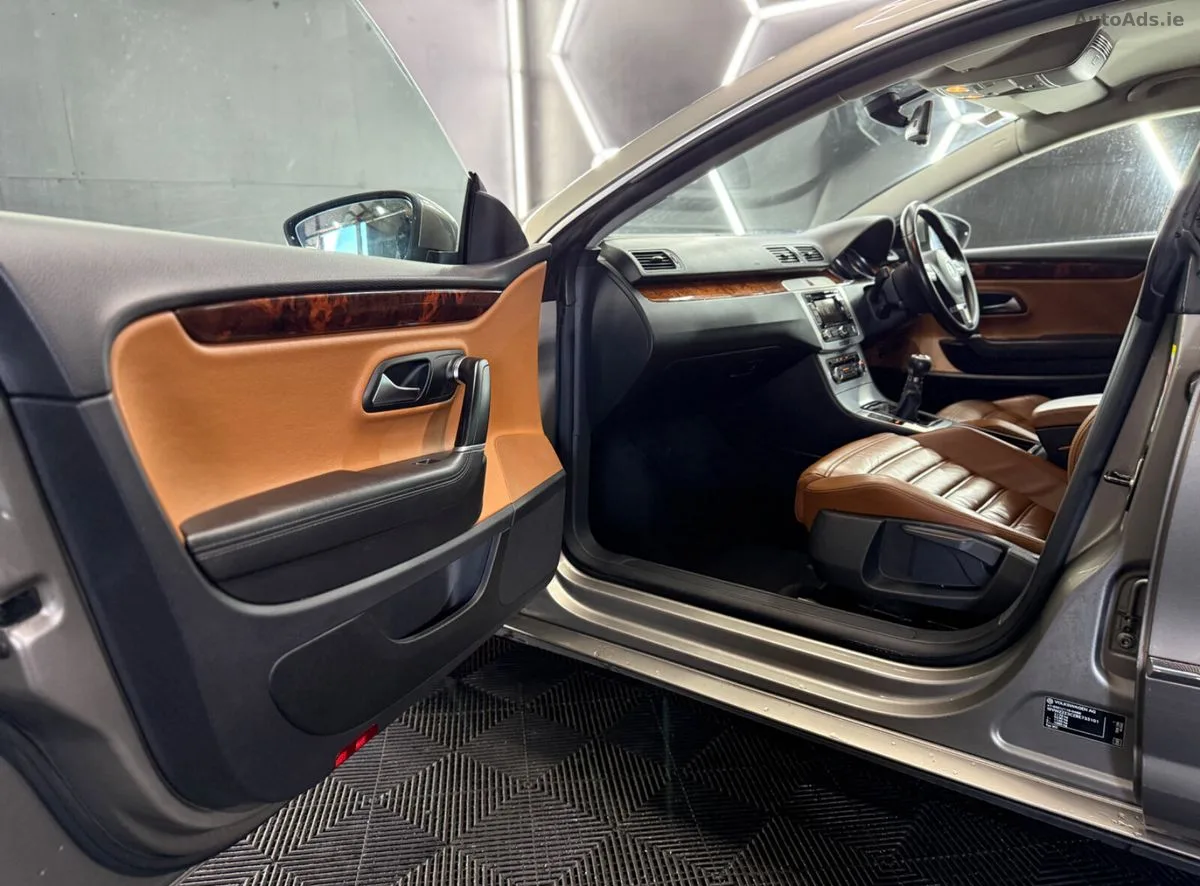 2011 Volkswagen CC – photo 17