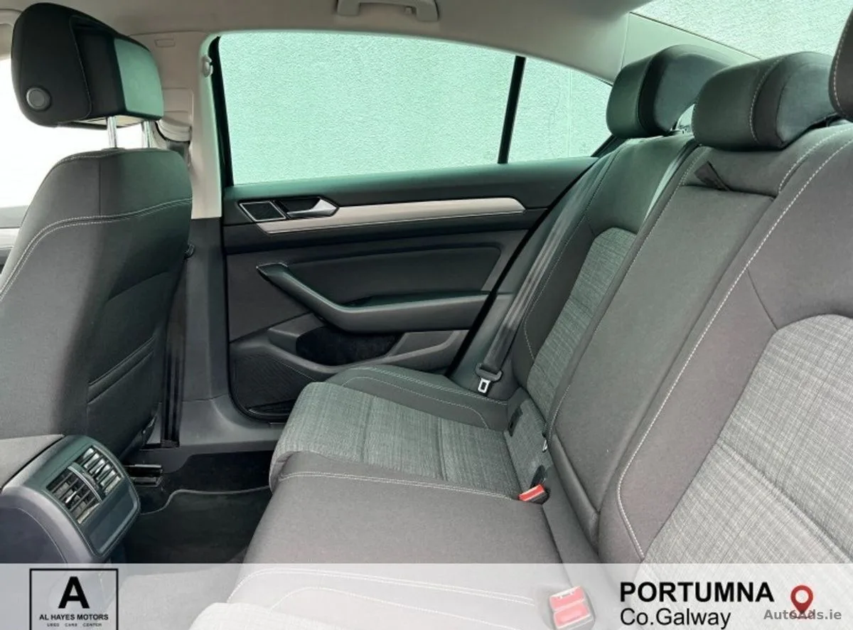 2022 Volkswagen Passat – photo 6