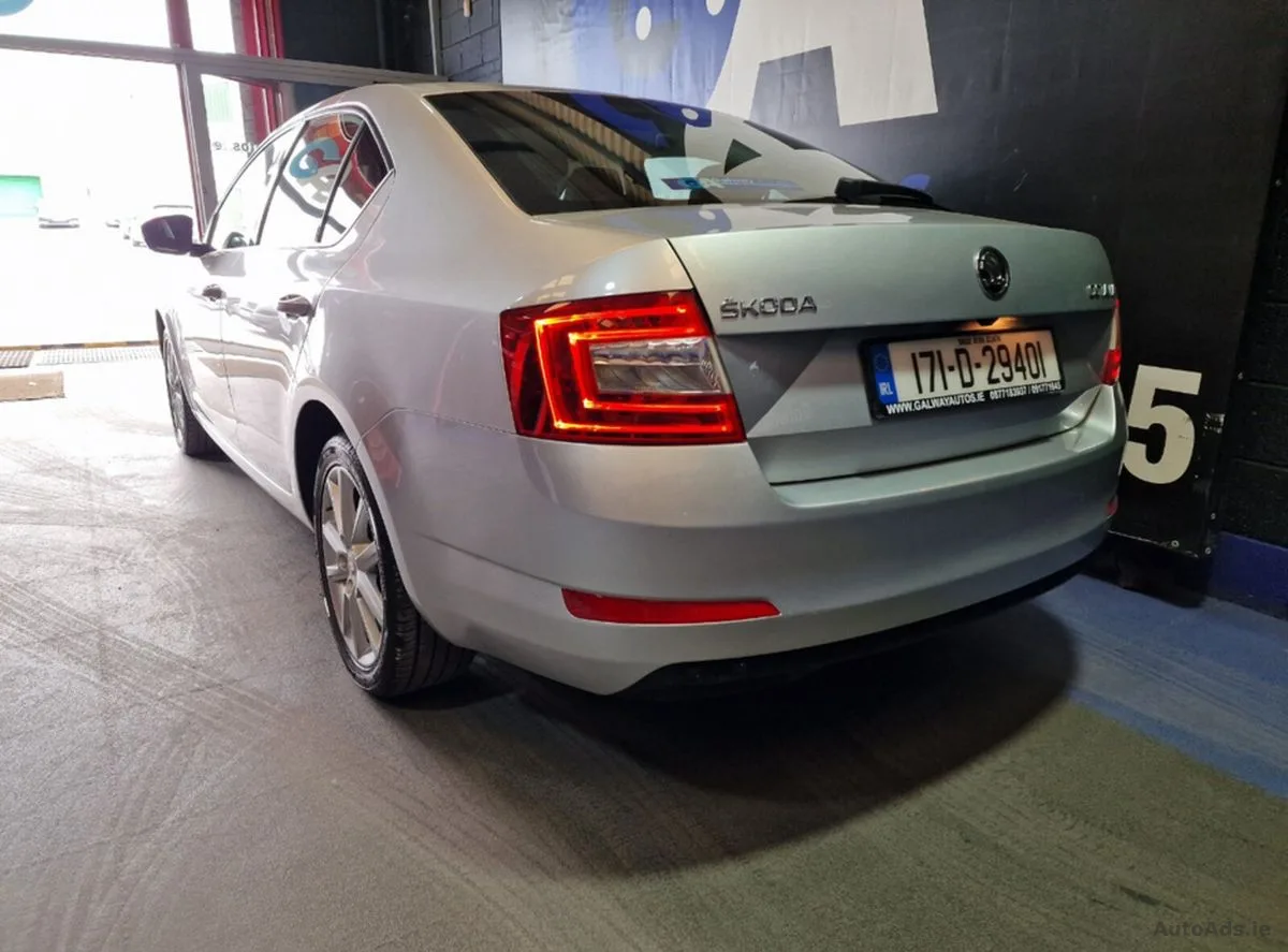 2017 Skoda Octavia – photo 8