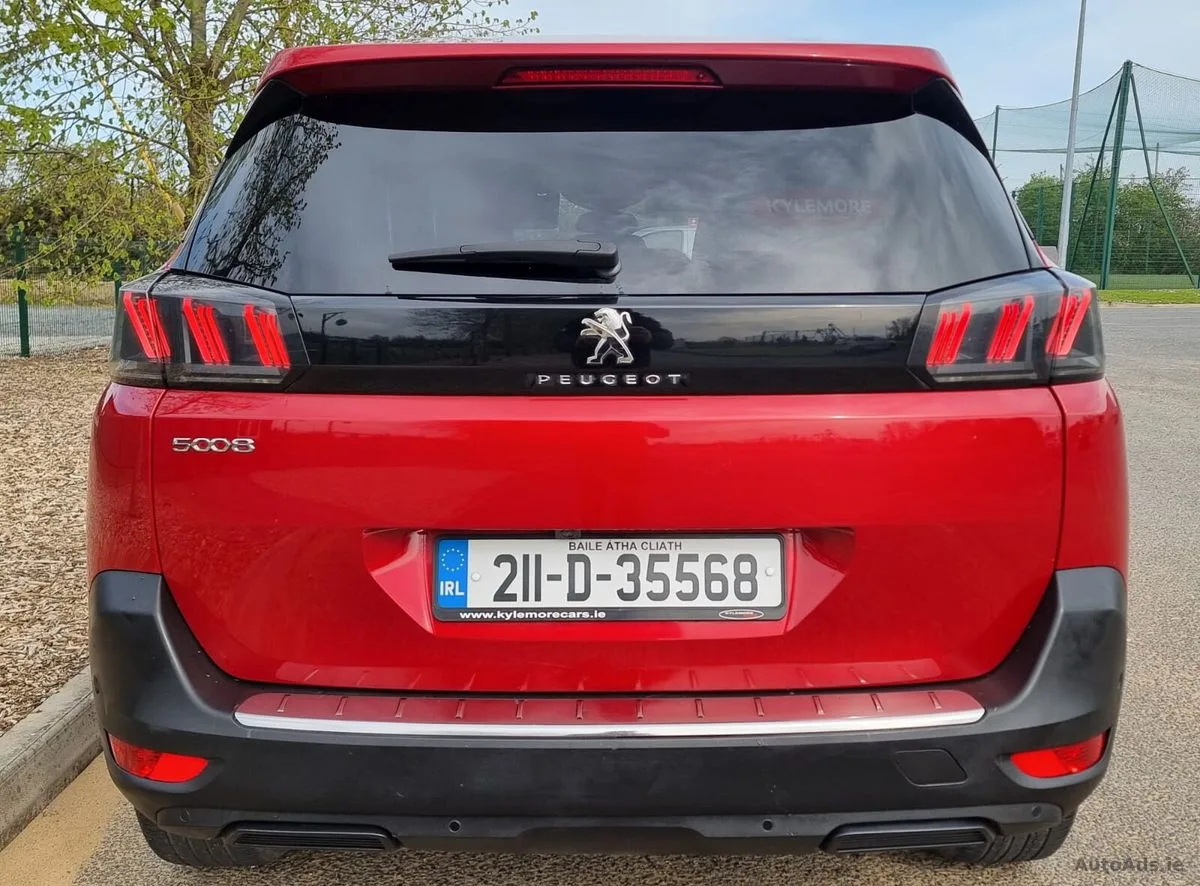 2021 Peugeot 5008 – photo 2