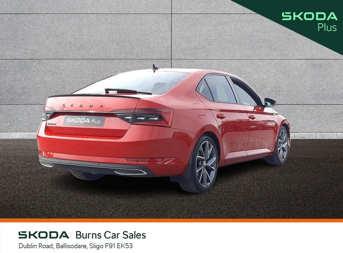 2024 Skoda Superb – photo 3