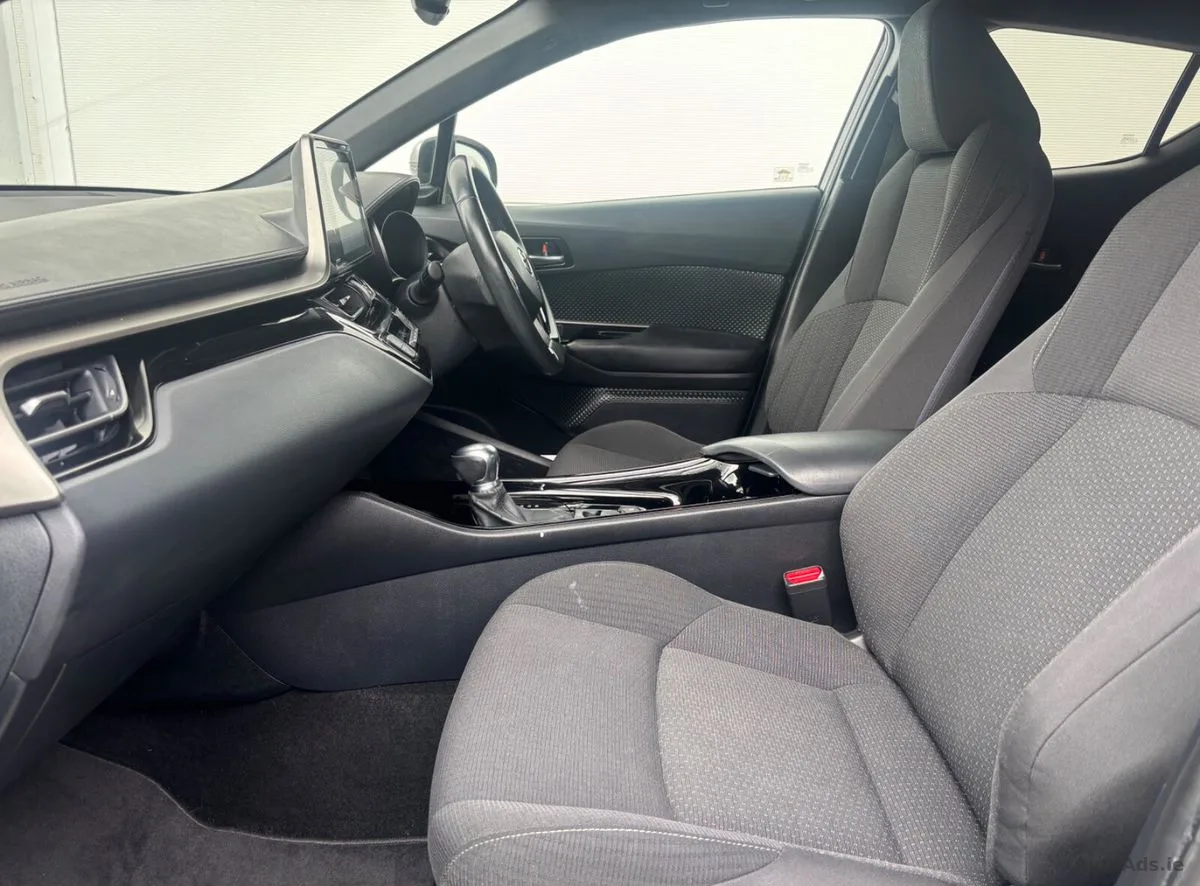 2019 Toyota C-HR – photo 18