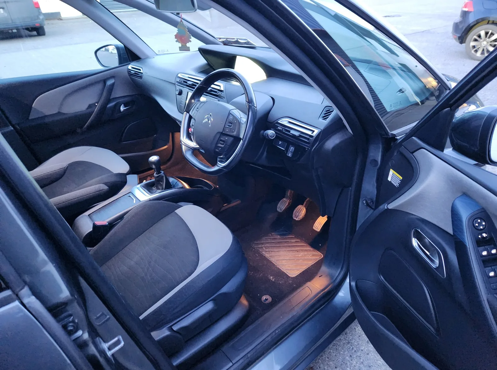 2016 Citroen Grand C4 Picasso – photo 6