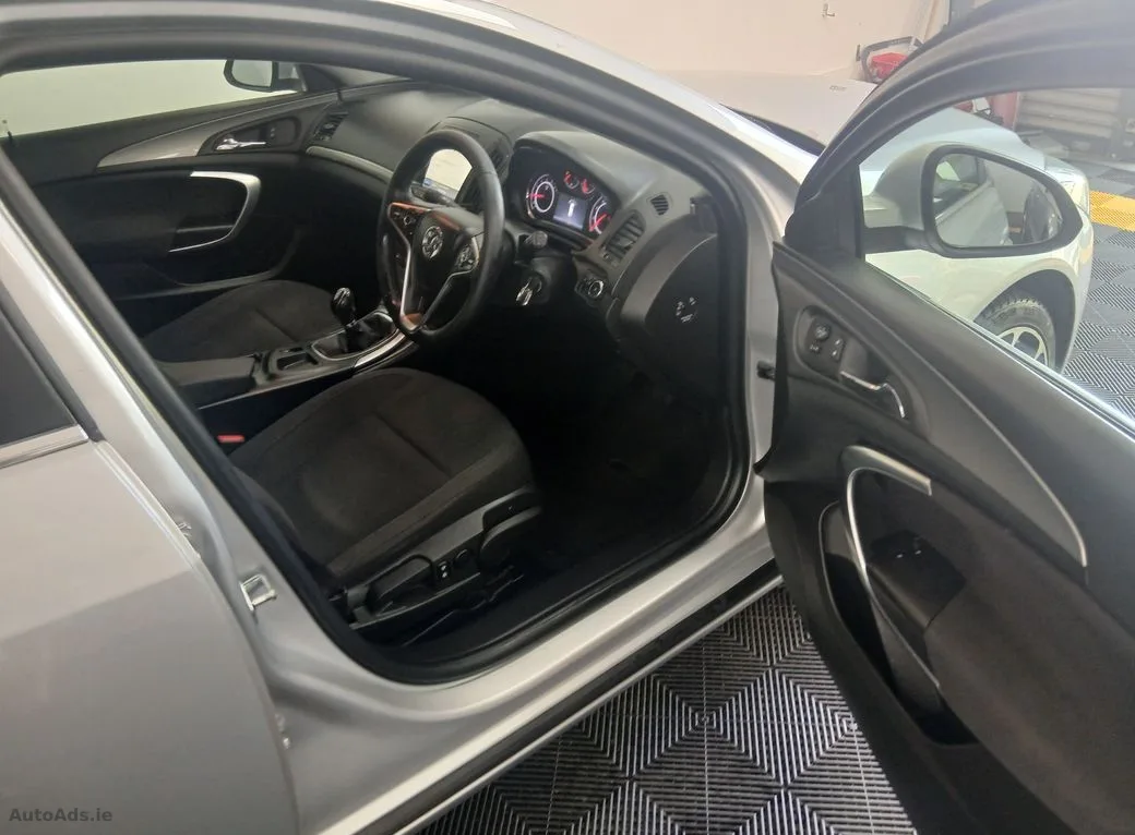 2017 Vauxhall Insignia – photo 9
