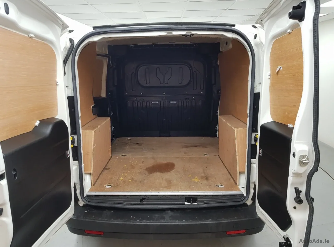 2023 Fiat Doblo – photo 14